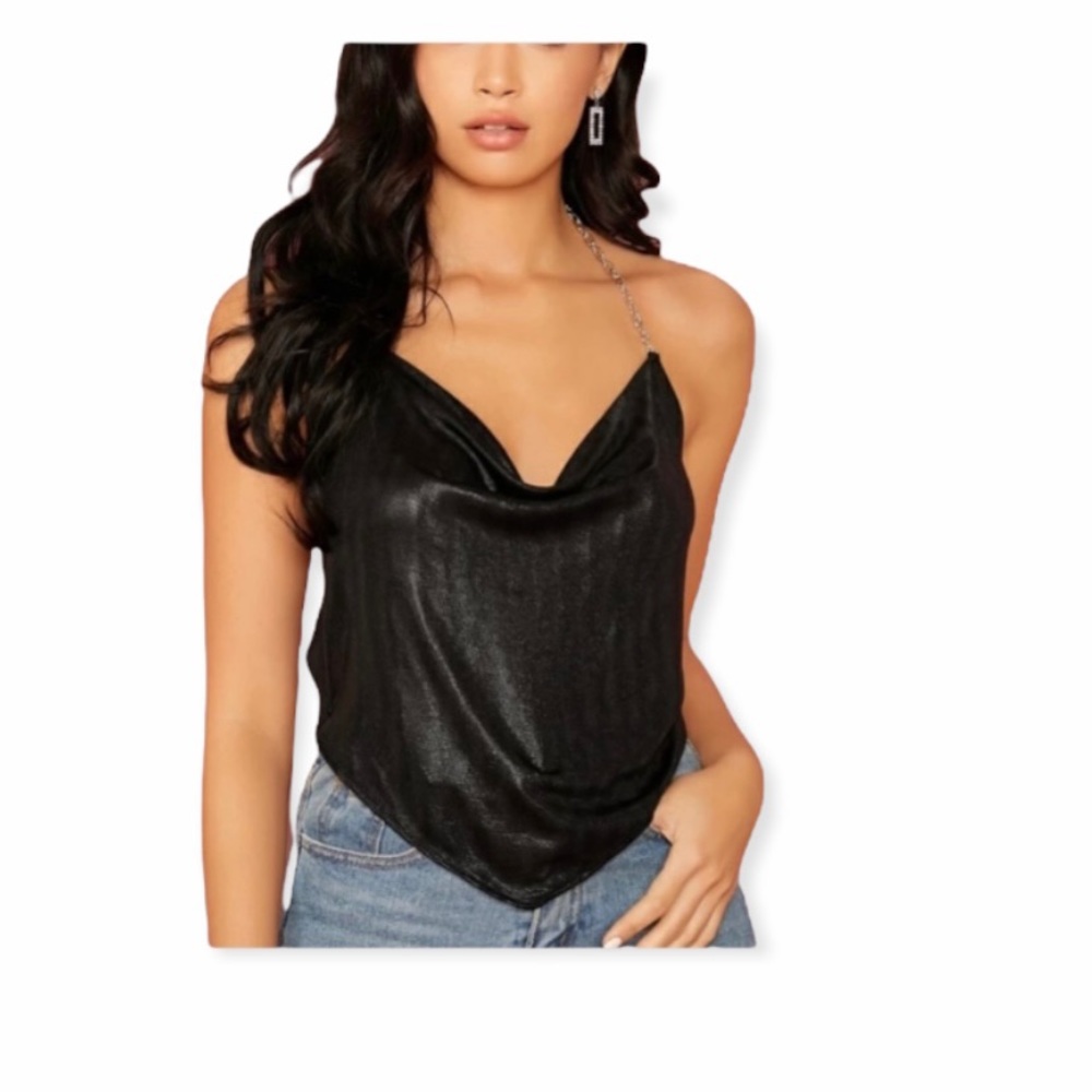 BLACK CHAIN BACK TOP